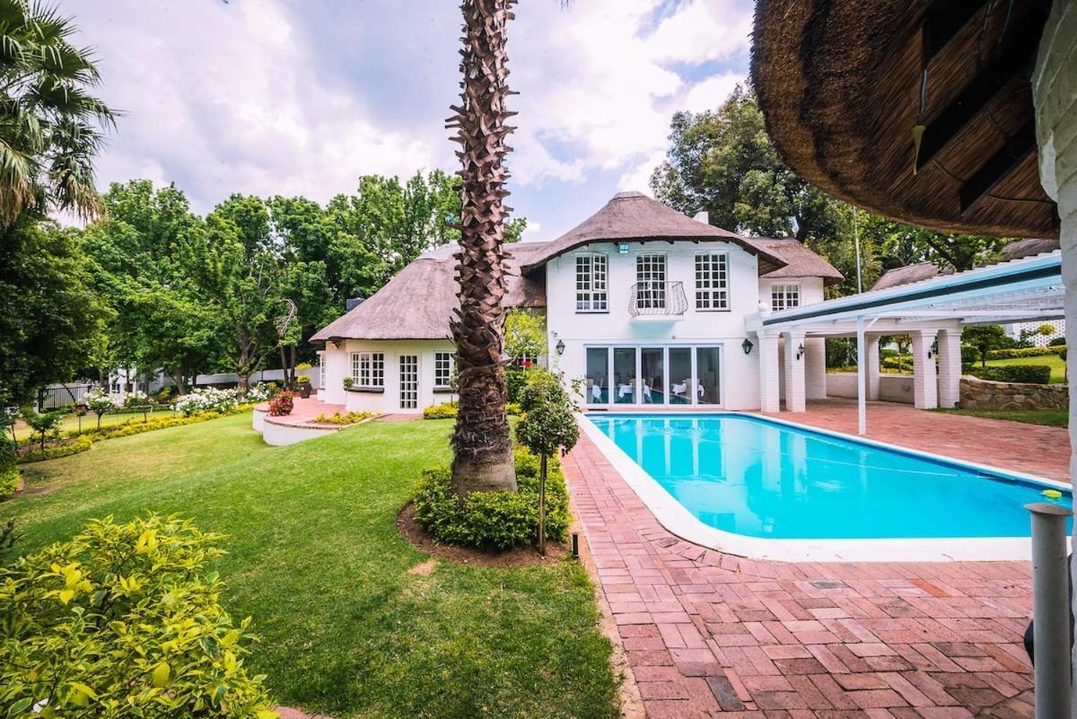 Sandton Country Manor Йоханнесбург Экстерьер фото