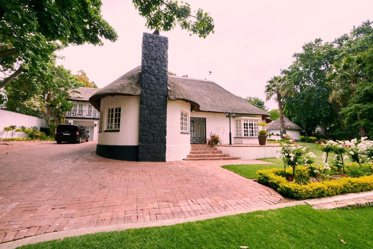 Sandton Country Manor Йоханнесбург Экстерьер фото